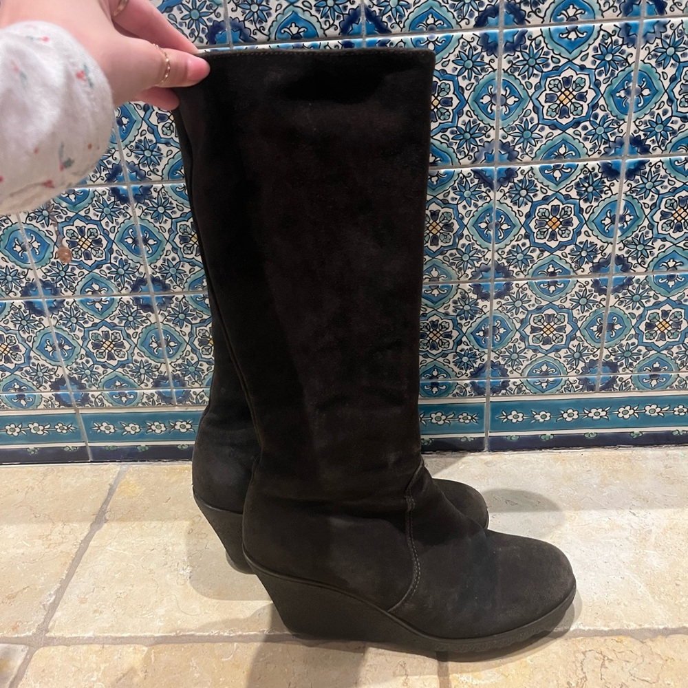 La CANADIENNE Chocolate Brown Wedge Boots - Picture 7 of 9